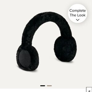 UGG Genuine Shearling Bluetooth Earmuffs Black